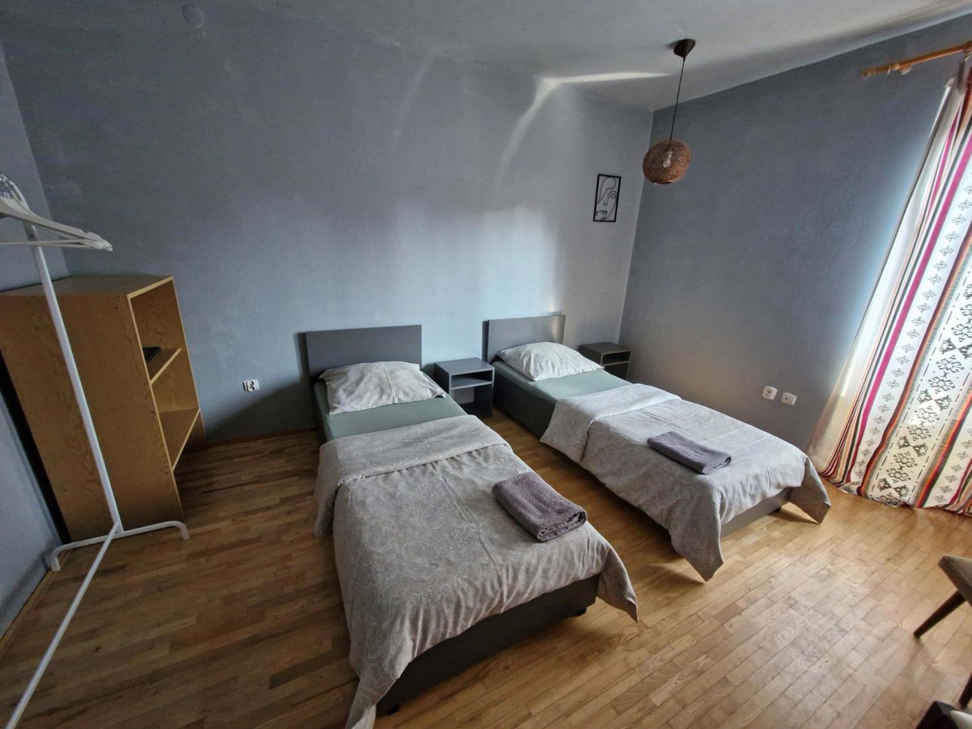 Отель Meier House Wawer Варшава Экстерьер фото